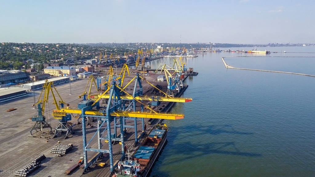 突發(fā)！德國(guó)五大碼頭工人舉行罷工，歐洲面臨崩潰級(jí)擁堵威脅